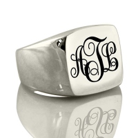 Personalized Class Signet Ring with Monogram