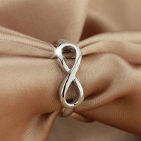 Infinity ring