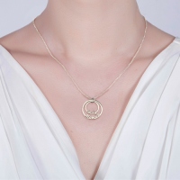 disc necklace