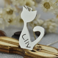 Personalized Cat Name Charm Necklace in Silver