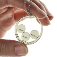 Personalized Circle Family Names Pendant For Mom Silver